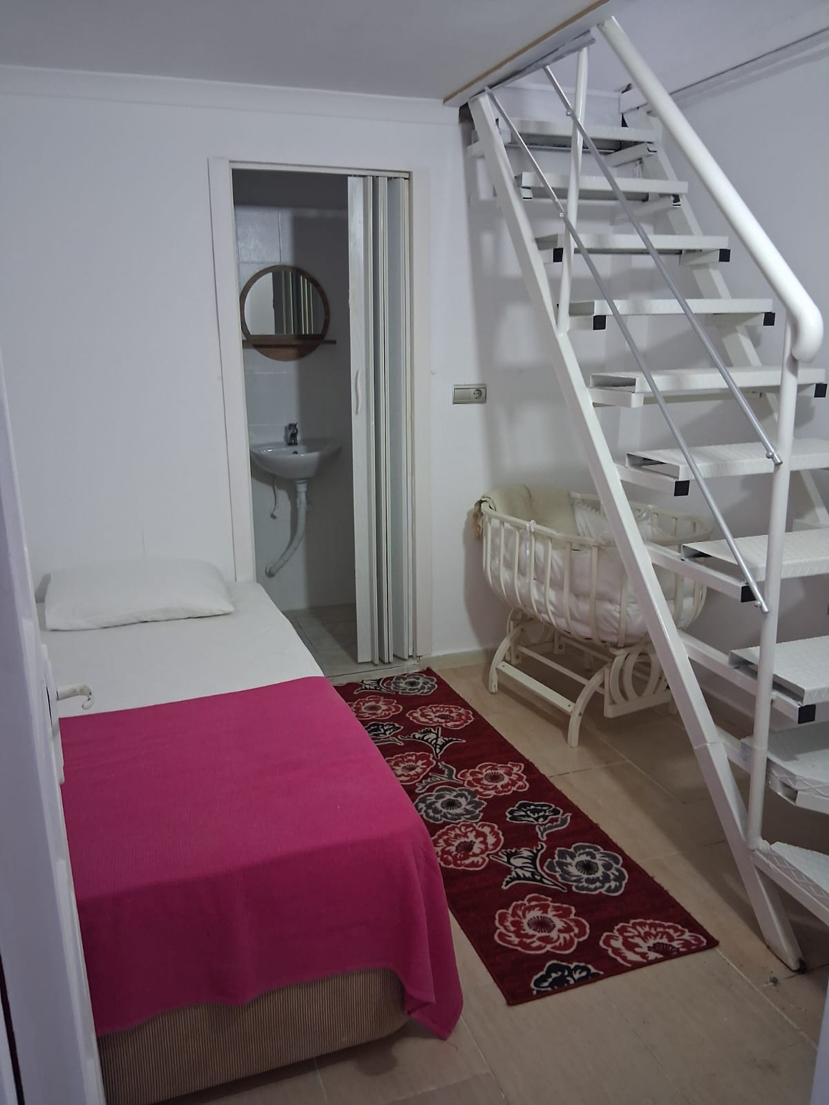 Antik Motel